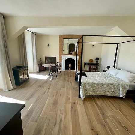 Novecento Apartment *